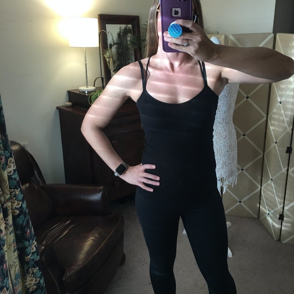 Active Basic Tank Top - Picture 8 of 10